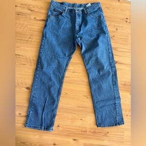 Wrangler Men's Classic Indigo Straight Jeans